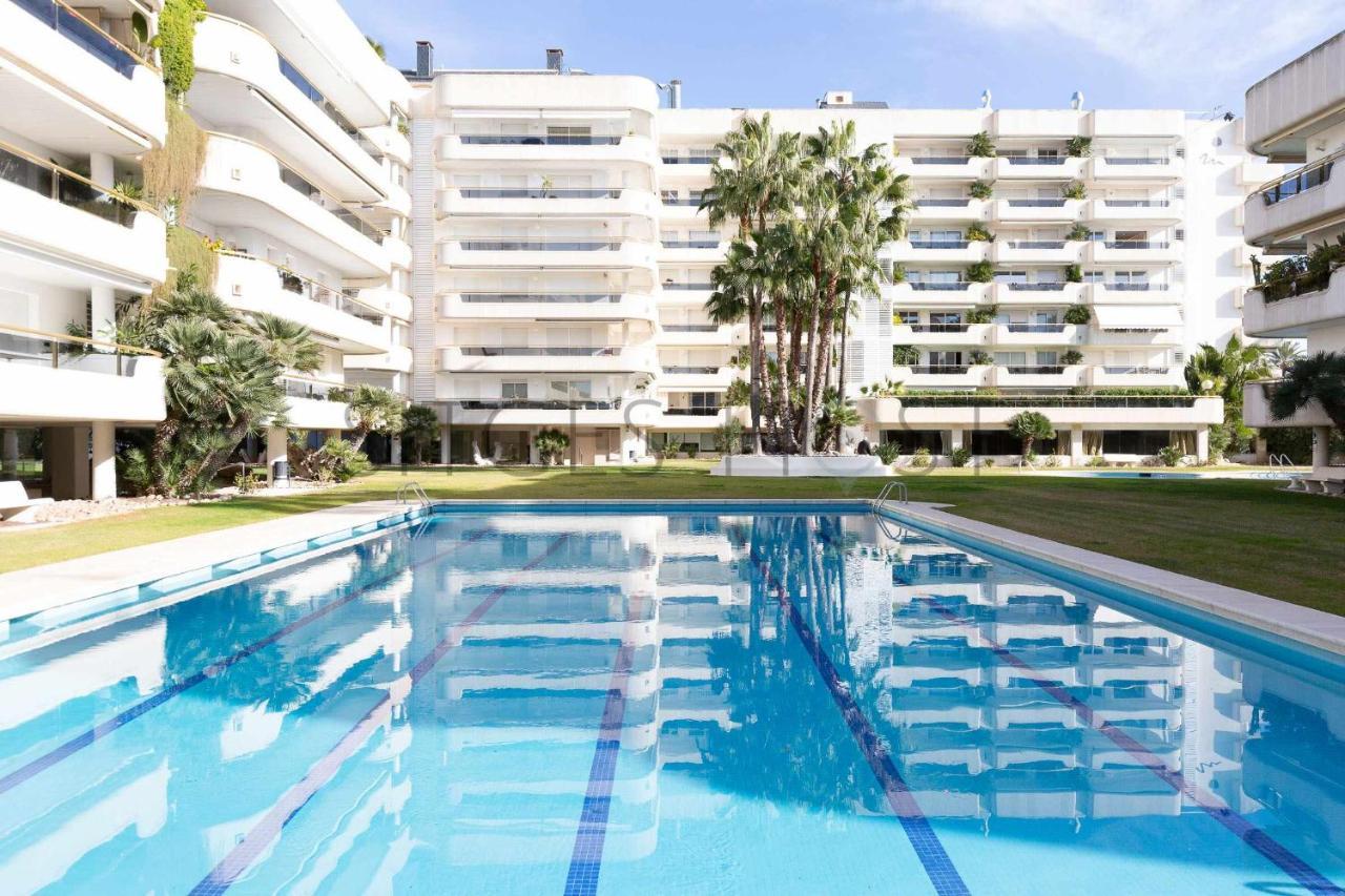 Sitges Arena Dos Piscinas Frente Al Mar Lejlighed Eksteriør billede